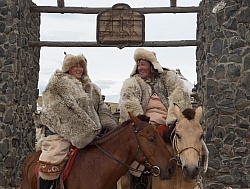 Saara and Baagi in Costume