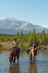 River Crossing Spring Summer Trail Riding