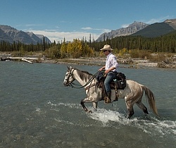 River Crossing Spring Summer Trail Riding