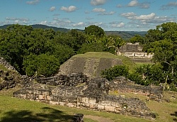 The Ride to Xunantunich with Hanna Stables