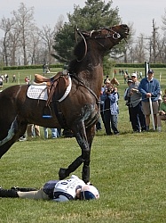 Kristin Schmolze & Cavaldi, Rolex 2007 Eventing fall