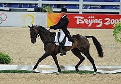 Andrew Nicholson and Lord Killinghurst Hong Kong Olympics 2008