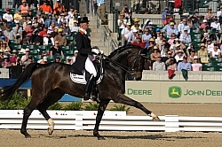 Imke Schellekens-Bartels and Hunter Douglas Sunrise WEG 2010