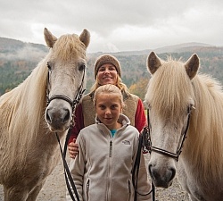 Vermont Icelandic Horse Farm Fall Colours Ride