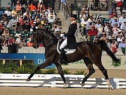 Imke Schellekens-Bartels and Hunter Douglas Sunrise WEG 2010