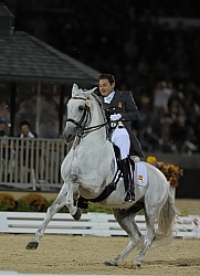 Juan Manuel Munoz Diaz and Fuego XII, Hong Kong Olympics