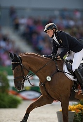 Sandra Auffarth and Opgun Louvo take Eventing Gold WEG 2014 Norm