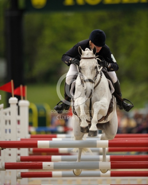 Becky Holder &ourageous Comet Equine Athlete
