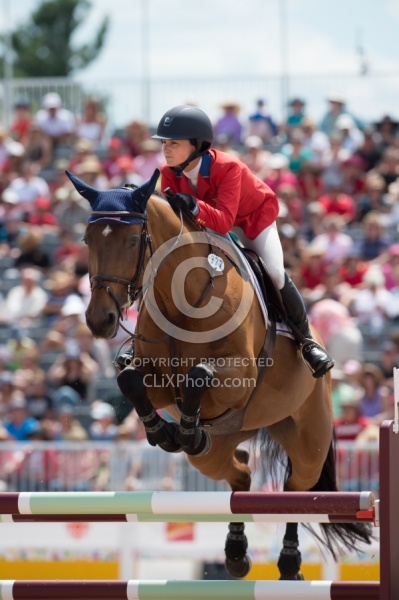 Georgina Bloomberg and Lilli Pan Ams Toronto 2015