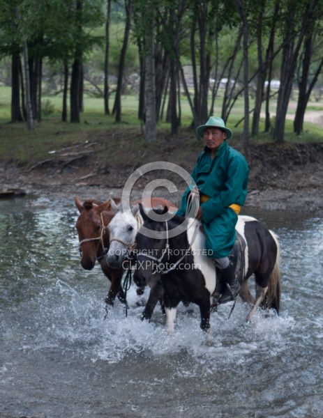 Guide crossing the River