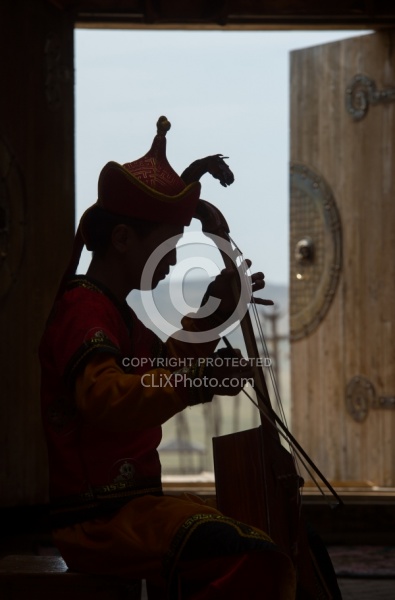 Horse Head Fiddle Player