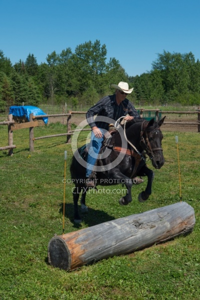 Extrme Cowboy Clinic with Lantz Mclaren at Horse Country