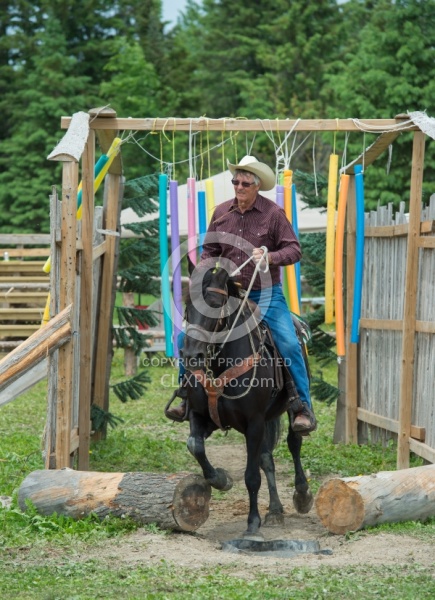 The Extreme Cowboy Race at Horse Country s Lantz McLaren Clinic