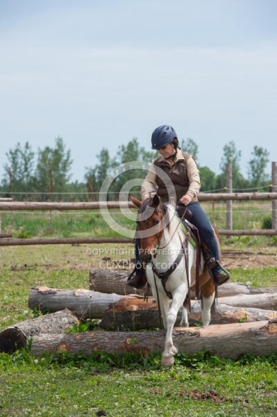The Extreme Cowboy Race at Horse Country s Lantz McLaren Clinic