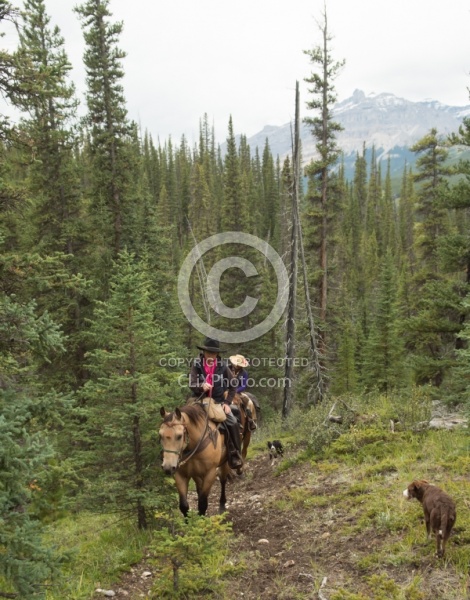 On the Trail at Wild Deuce Women's Retreat