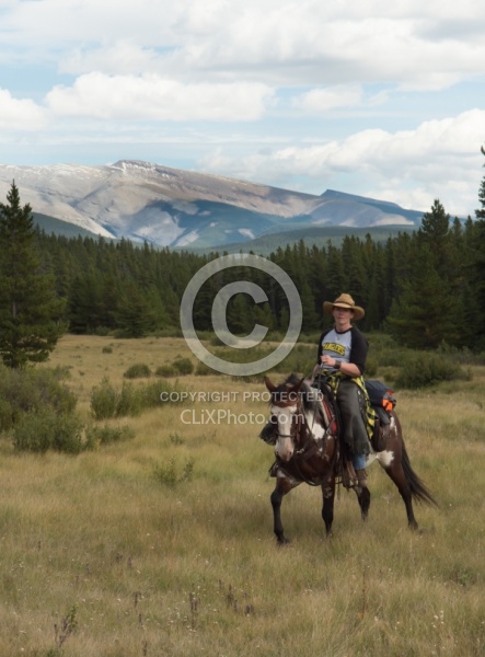 On the Trail at Wild Deuce Women's Retreat