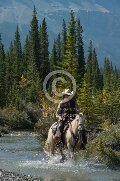River Crossing Spring Summer