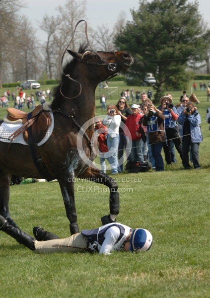 Kristin Schmolze & Cavaldi, Rolex 2007 Eventing fall