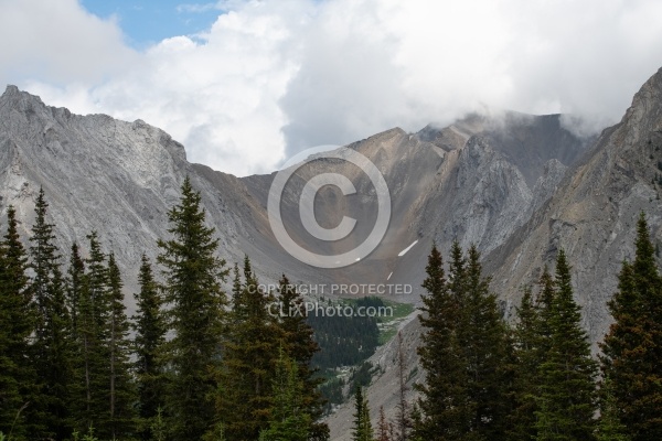 Scenic Views Lost Trail Ride