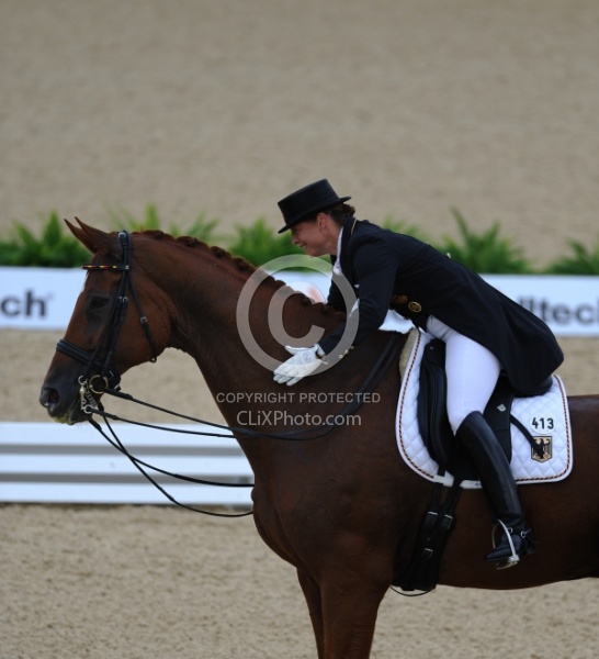 Isabell Werth and Warum  Nicht FRH WEG 2010
