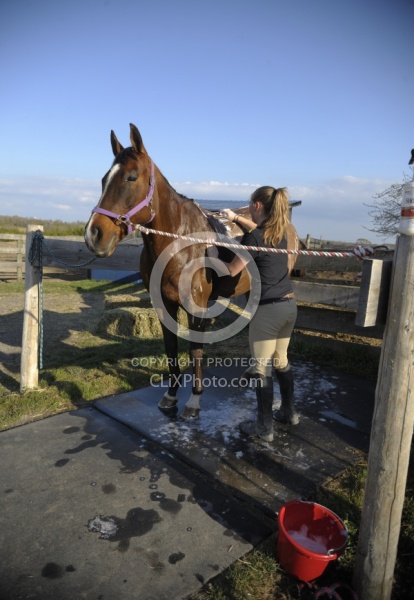 Bathing In Outdoor Washstall Hilltop 