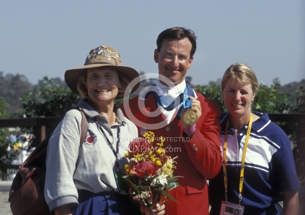 David O'Connor wiht karen and Mom Sydney Olympics