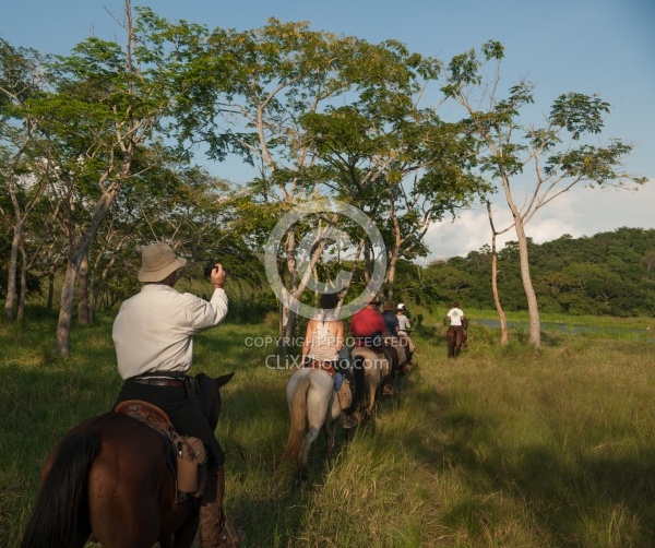 On the Trail at La Ensenada
