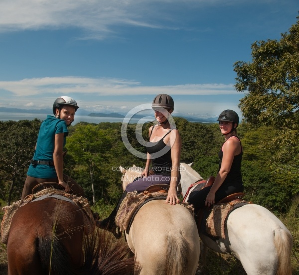 On the Trail at La Ensenada