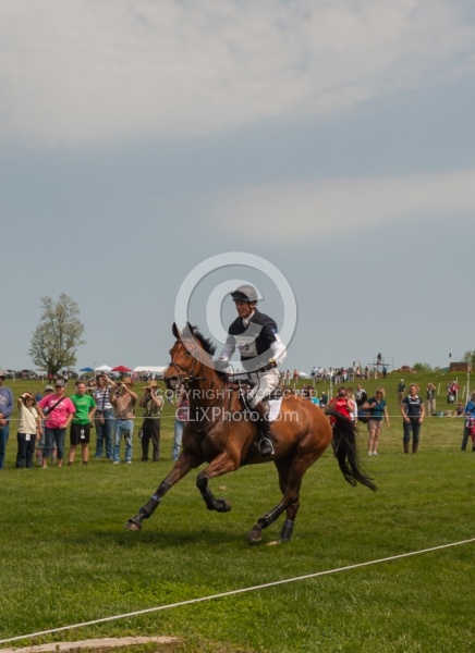 William Fox-Pitt and Neuf De Couers Selle Francais Rolex 2011