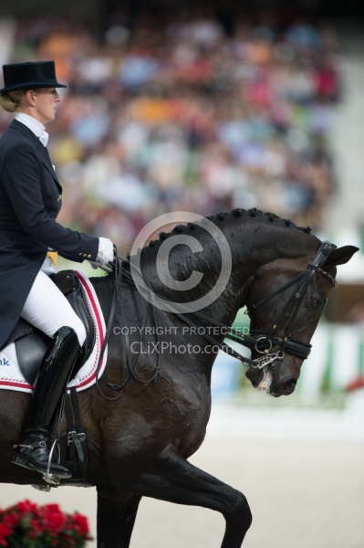 Nathalie zu Sayn-Wittgenstein and Digby Grand Prix Specil WEG 20