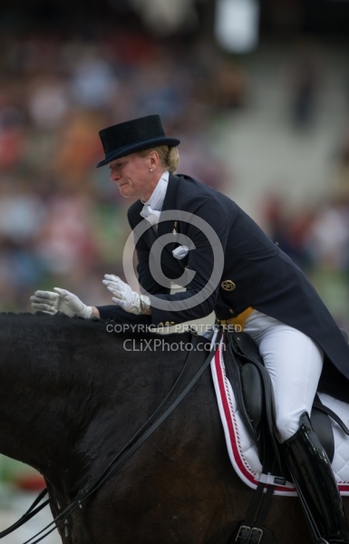 Nathalie zu Sayn-Wittgenstein and Digby Grand Prix Specil WEG 20
